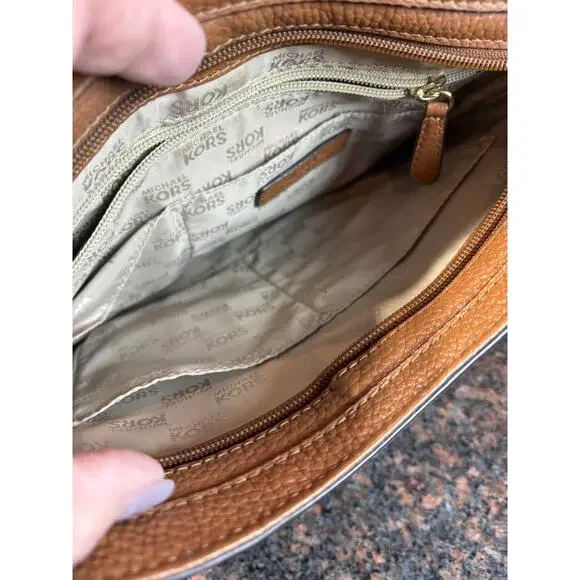 Michael Kors Jet Set Travel Camel Saffiano Leather Crossbody - Picture 11 of 15